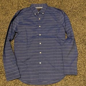 American Eagle Men’s Button Down